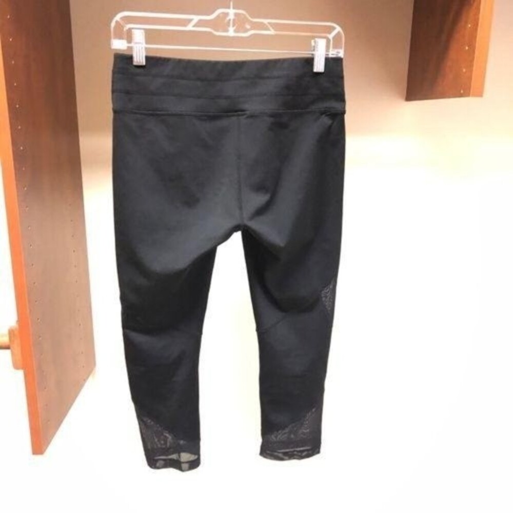 Athleta Mesh Sonar Crop Leggings Workout Athletic Athleisure - Picture 3 of 7